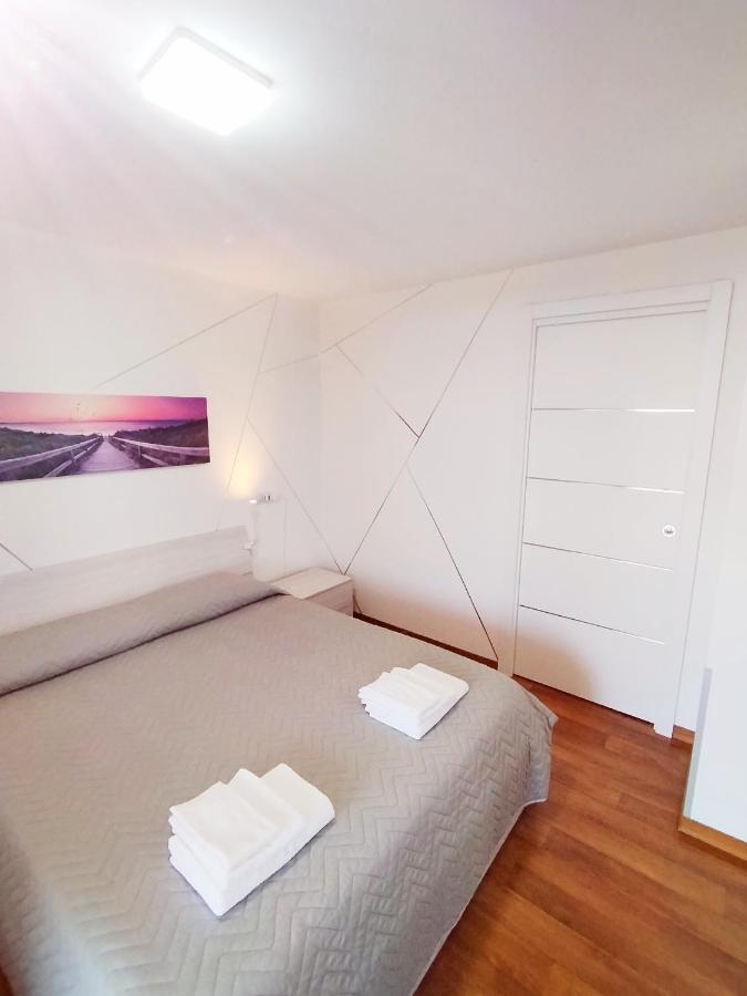 Skai Apartment Рим Екстериор снимка